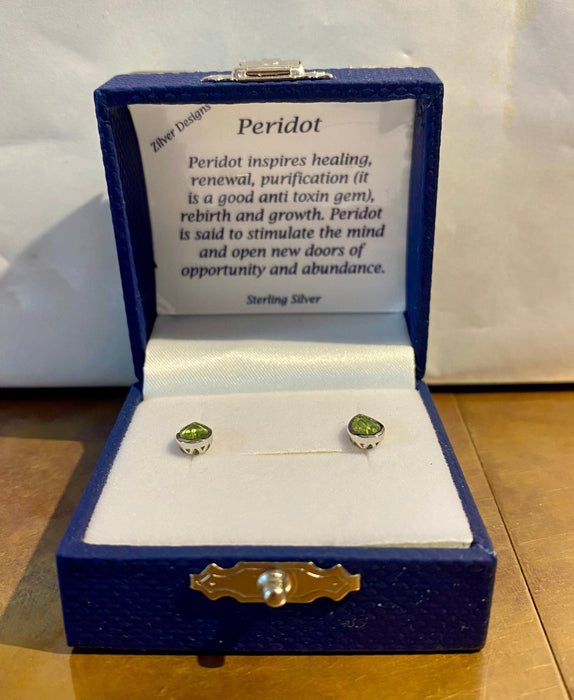 Zilver Designs Silver Jewellery Peridot Small Pear Solid 925 Sterling Silver Studs SE4704