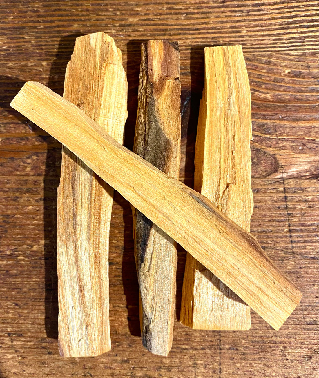 GLOBAL 1ST Incense Palo Santo Pack of 4 Sticks 4" 3821