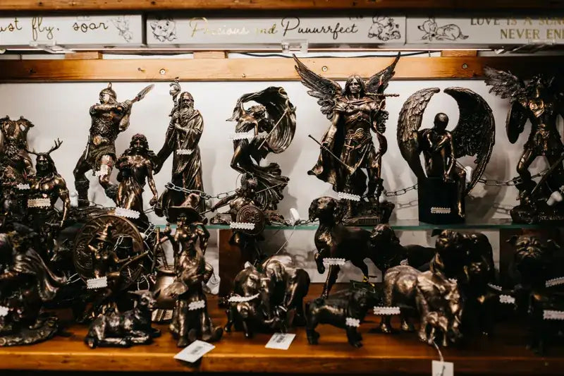 Inside Goldenhands Gift Shop, Hastings Old Town - photo 5 of 24